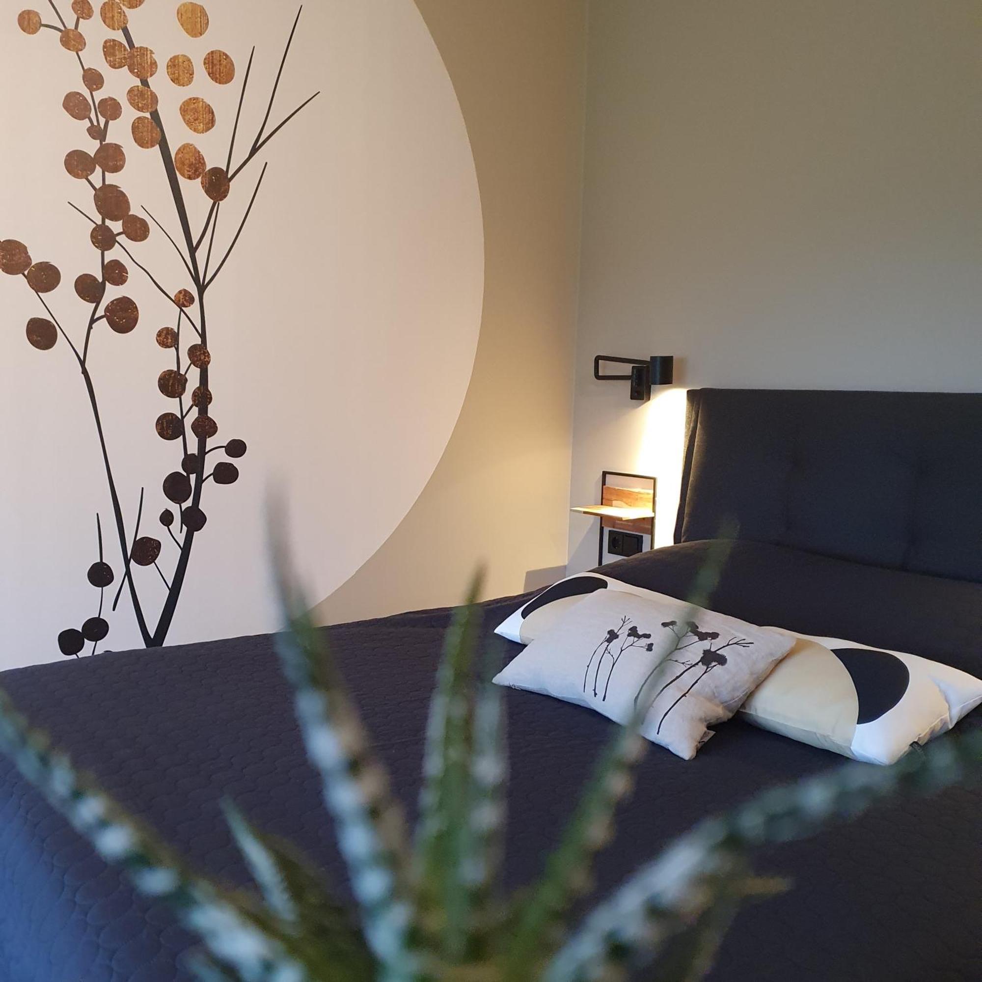 Bed and Breakfast Hippe Schuur Tytsjerk Exterior foto